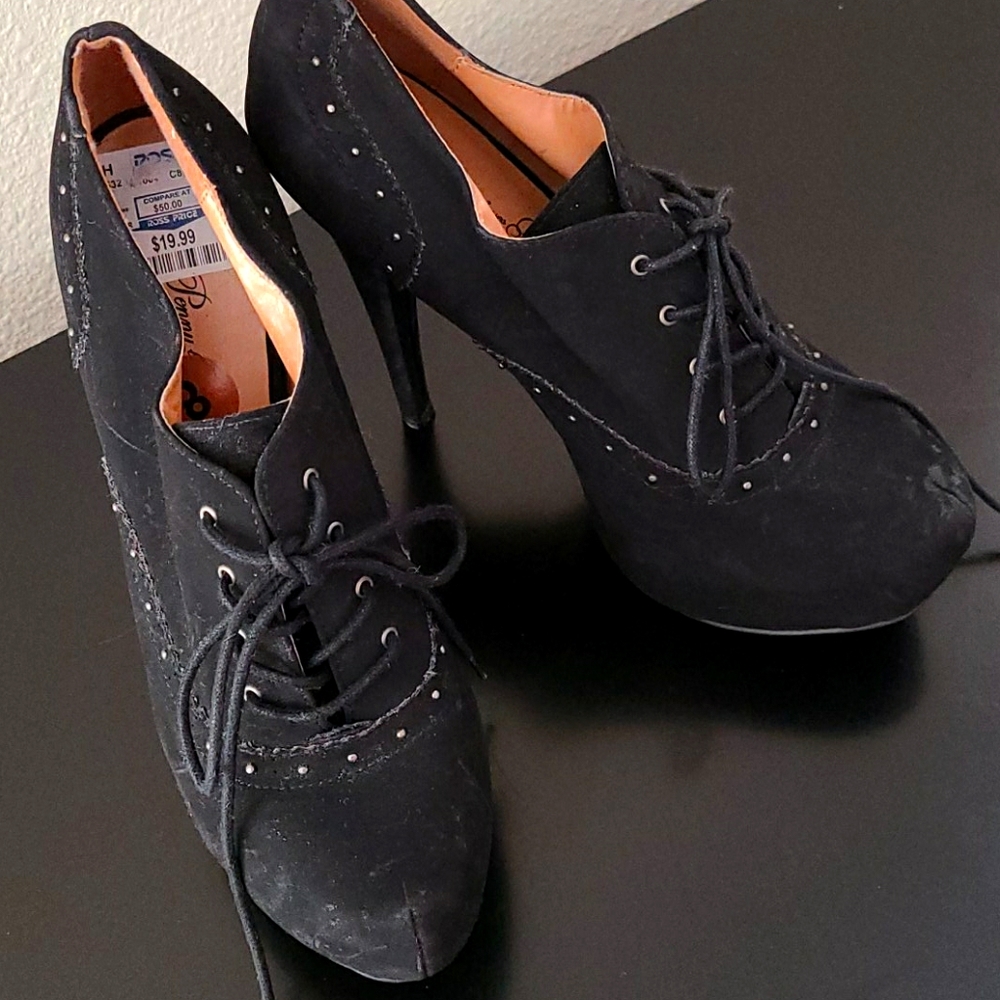 Black stiletto platform bootie